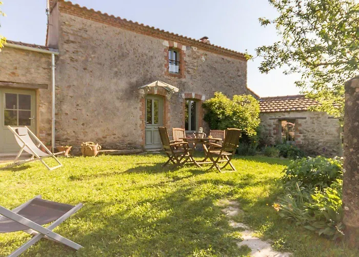 Hébergement de vacances Maison Charmante à - Wifi, Animaux Admis - Fr-1-306-1059 Rouans