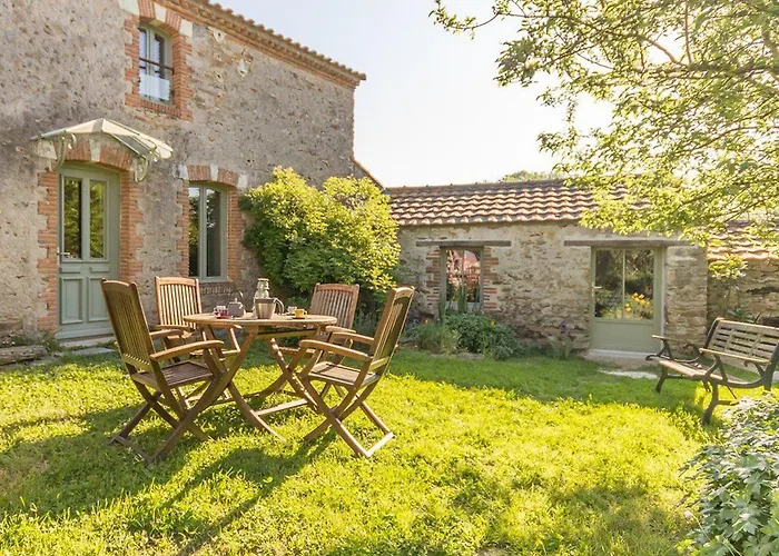 Hébergement de vacances Maison Charmante à - Wifi, Animaux Admis - Fr-1-306-1059 Rouans